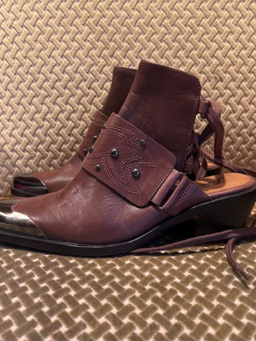 Free People Lush Brown Chocolate Leather Studded Rory Studded Shoe Boots NEW - Picture 6 of 16